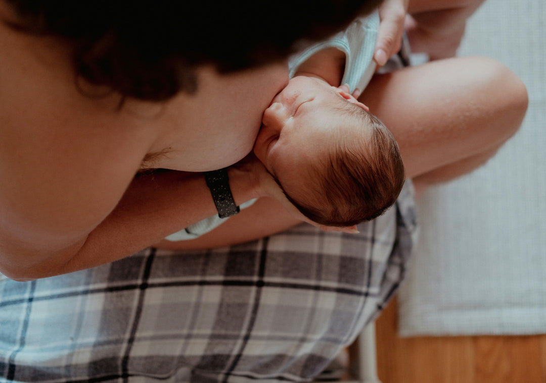 Breastfeeding newborn baby